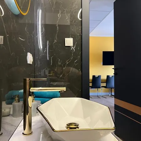 アパート Fuchs ワルシャワ