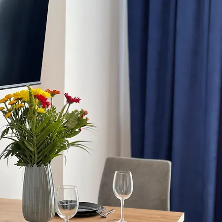 Fuchs * ワルシャワ